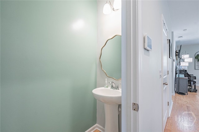 143 Arusha Ave, Savannah, GA 31419 - bathroom with wood finished floors and baseboards