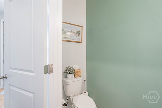 143 Arusha Ave, Savannah, GA 31419 - bathroom featuring toilet and baseboards