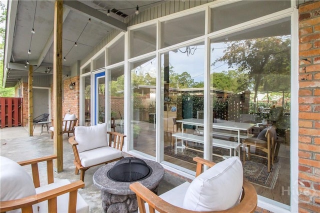 320 Windsor Rd, Savannah, GA 31419 - sunroom / solarium featuring an outdoor fire pit