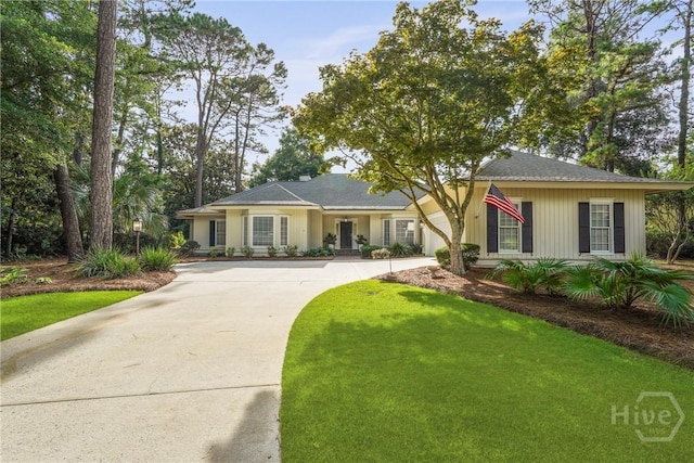 4 Pepper Bush Cir, Savannah, GA 31411