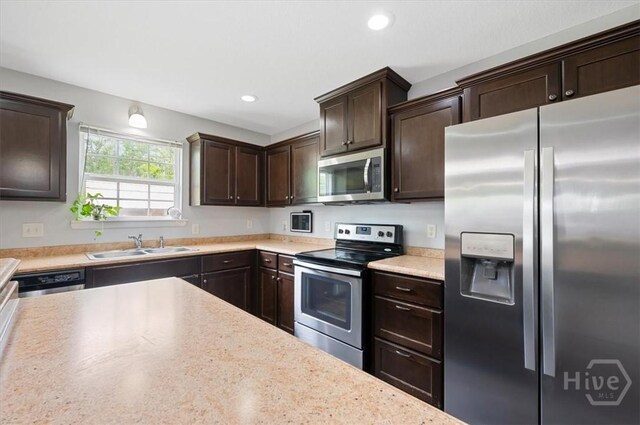 199 Grandview Dr, Hinesville, GA 31313 - photo 13