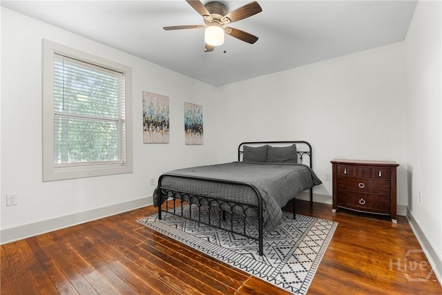 911 Hamilton Ct, Savannah, GA 31401 - bedroom featuring hardwood / wood-style floors and ceiling fan