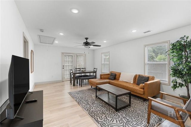 911 Hamilton Ct, Savannah, GA 31401 - living area featuring attic access, plenty of natural light, recessed lighting, light wood-type flooring, and ceiling fan