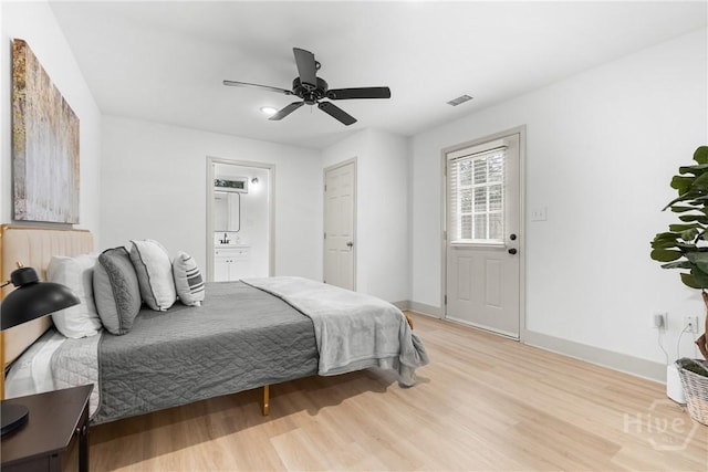 911 Hamilton Ct, Savannah, GA 31401 - bedroom featuring light wood finished floors, ensuite bathroom, and a ceiling fan