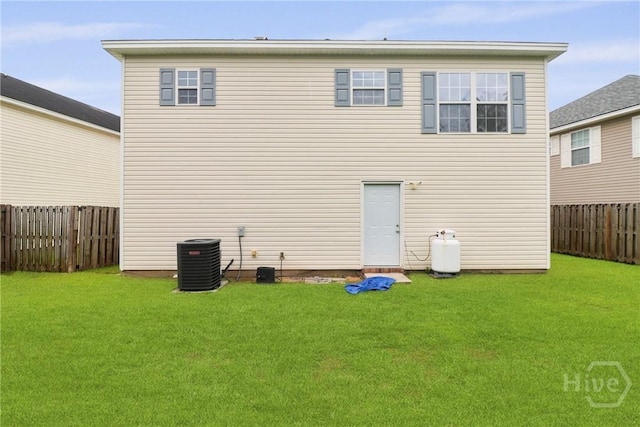 15 Springwater Dr, Port Wentworth, GA 31407 - back of house with a fenced backyard