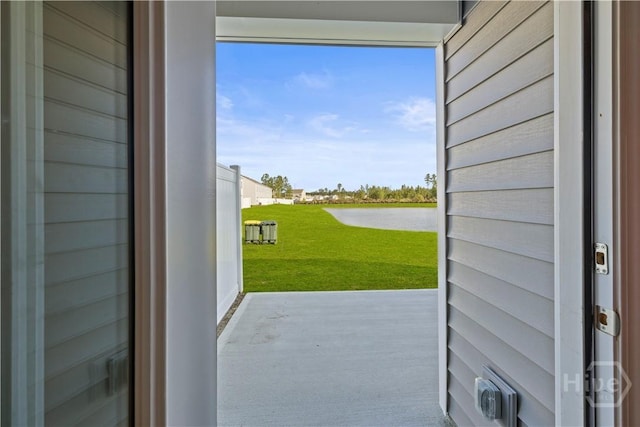 206 Coneflower Rd, Bloomingdale, GA 31302 - entryway featuring a water view