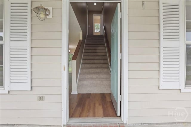 217 Bordeaux Ln, Savannah, GA 31419 - view of stairs