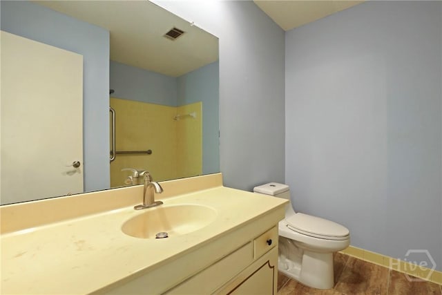 455 Mall Blvd Unit 39, Savannah, GA 31406 - full bath with vanity and a shower