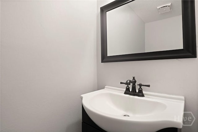 455 Mall Blvd Unit 39, Savannah, GA 31406 - bathroom featuring vanity