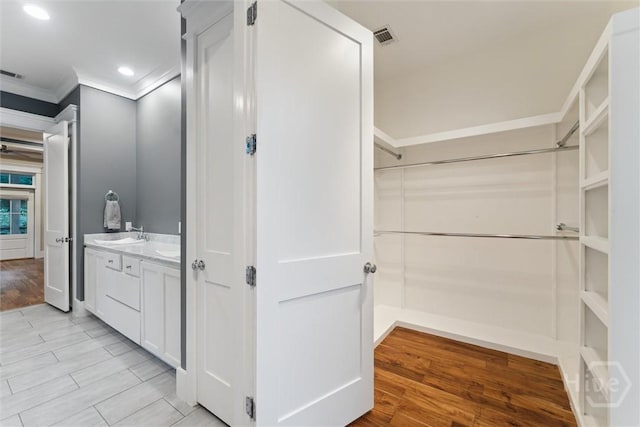 15 Sabal Dr, Richmond Hill, GA 31324 - spacious closet with light wood-style floors