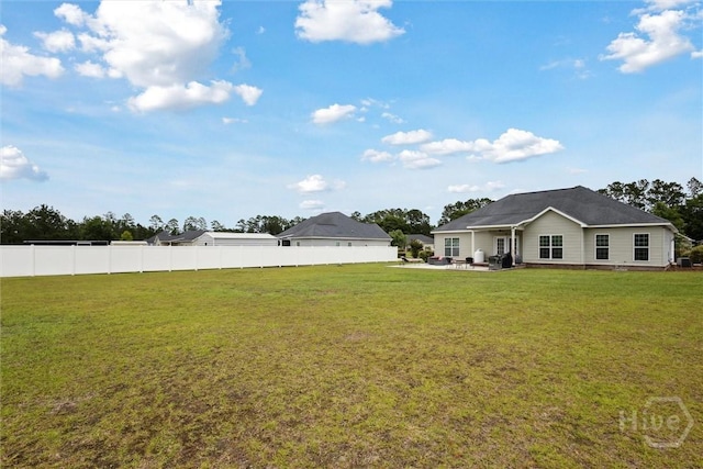 112 Kingsley Dr N, Guyton, GA 31312 - view of yard with a patio area