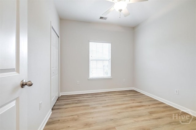 7 Hartland Ct, Savannah, GA 31407 - unfurnished bedroom featuring light wood-type flooring, ceiling fan, and a closet