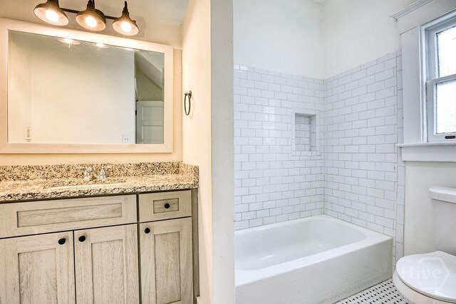 301 W 32nd St, Savannah, GA 31401