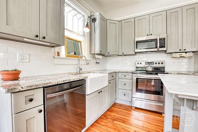 301 W 32nd St, Savannah, GA 31401