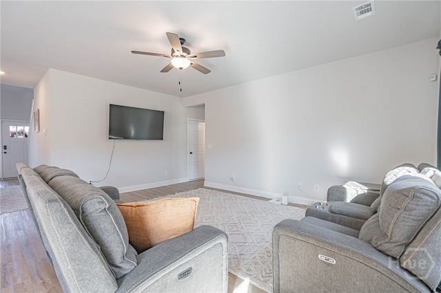194 Gavin Way, Rincon, GA 31326 - living area featuring ceiling fan and light wood finished floors