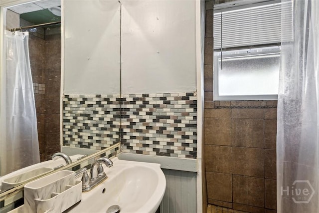 1025 W 40th St, Savannah, GA 31415 - bathroom with tile walls and curtained shower