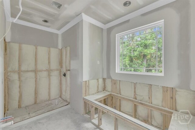 135 Houston St, Pooler, GA 31322 - bathroom with unfinished concrete flooring