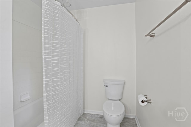 103 Olde Towne Rd, Savannah, GA 31410 - full bathroom with toilet and shower / bathtub combination with curtain