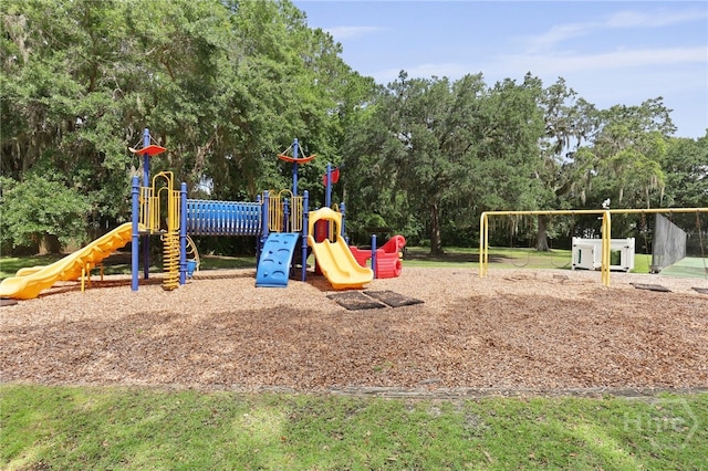103 Olde Towne Rd, Savannah, GA 31410 - community play area featuring view of scattered trees