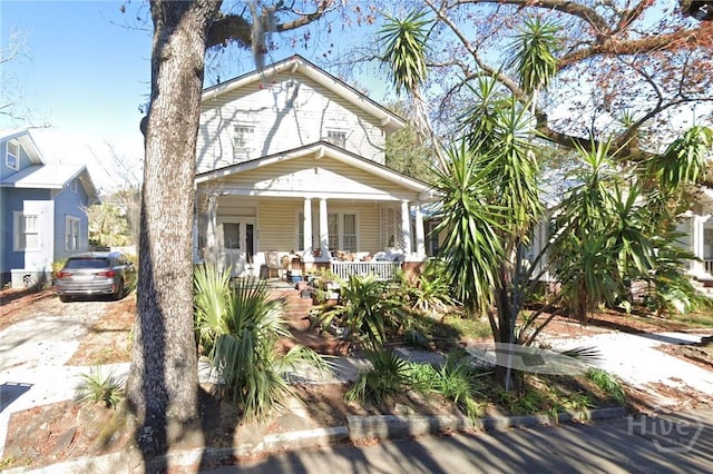 630 E 40th St, Savannah, GA 31401 - view of front of home featuring a porch