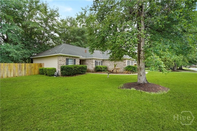 31 Pembroke Pl, Pembroke, GA 31321 - view of front of house