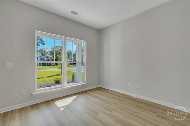 101 Kenwood Cir, Savannah, GA 31302 - spare room with wood finished floors and baseboards