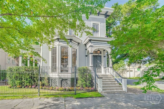 121 W Bolton St, Savannah, GA 31401 - view of front of property
