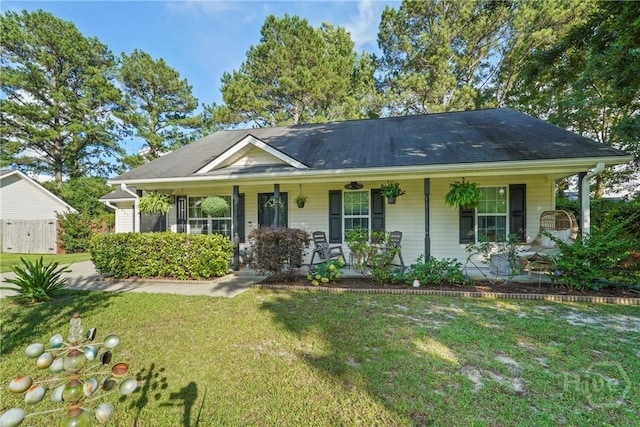 217 Bailee Ave, Rincon, GA 31326 - view of front of property featuring a porch and a front yard