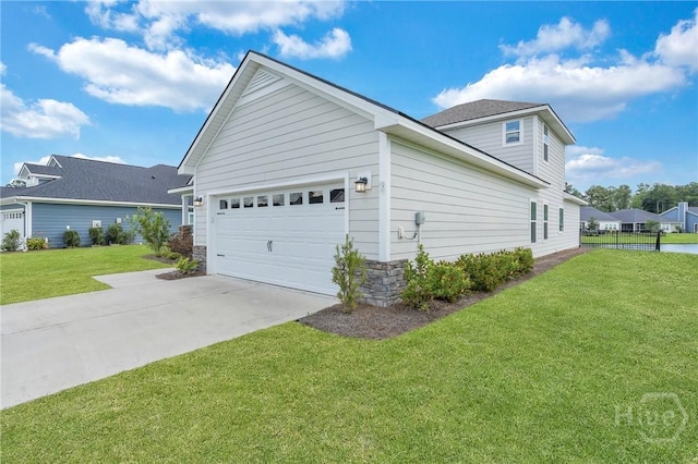 115 Merribee Ln, Pooler, GA 31322 - view of side of home with driveway and an attached garage