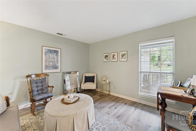 3 Watford Rd, Savannah, GA 31419 - sitting room featuring wood finished floors and baseboards