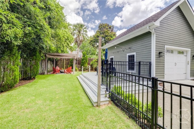 103 Daisy Ct, Savannah, GA 31404 - fenced backyard featuring a garage