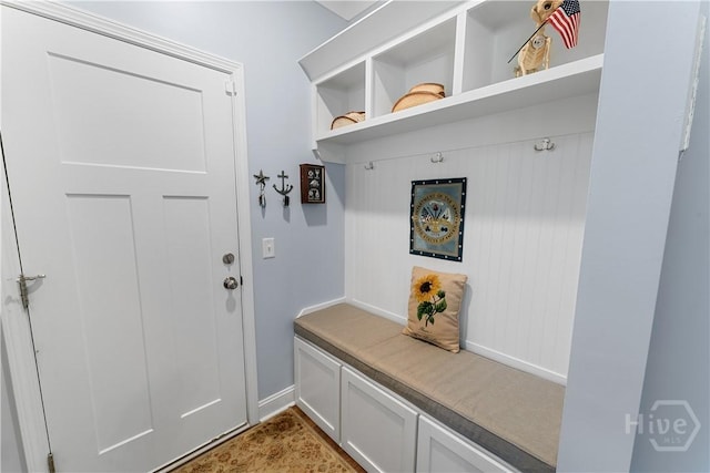 176 Trail Creek Ln, Savannah, GA 31405 - mudroom featuring baseboards