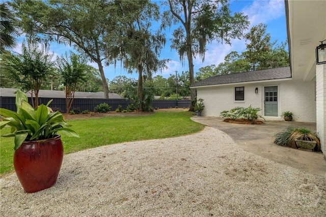 103 Kentshire Ct, Savannah, GA 31410 - view of yard featuring a patio area