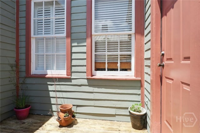 545 E Macon St, Savannah, GA 31401 - property entrance