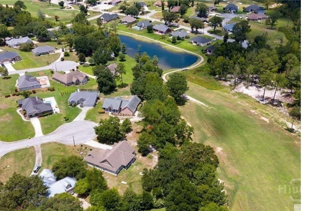 32 Sheridan Ct, Ellabell, GA 31308