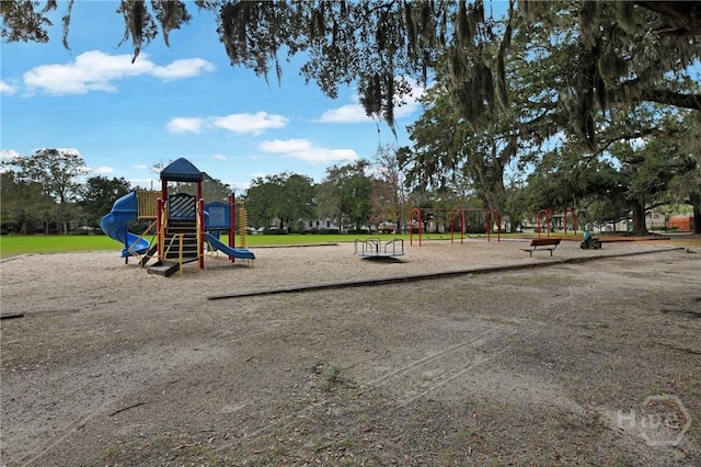 1109 E 41st St, Savannah, GA 31404 - photo 43