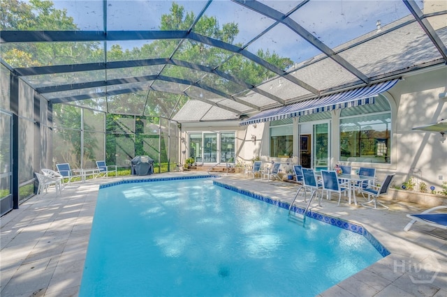 24 Islanders Retreat Retreat, Savannah, GA 31411 - outdoor pool featuring a patio area and outdoor dining space