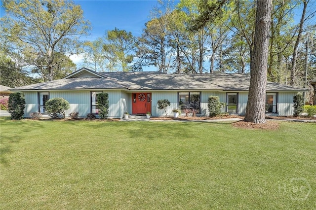 102 Phyllis Dr, Savannah, GA 31419 - ranch-style home featuring a front lawn