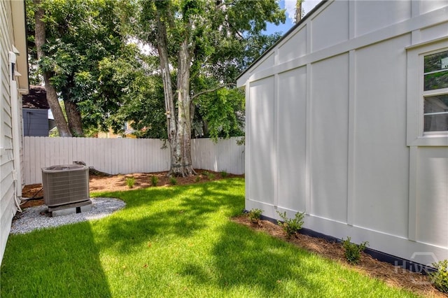 2125 Atlantic Ave, Savannah, GA 31401 - view of yard