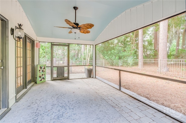 9 Bowline Ct, Savannah, GA 31411 - unfurnished sunroom with vaulted ceiling and ceiling fan