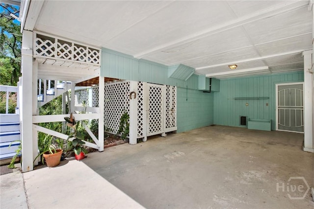 119 Catalina Dr, Tybee Island, GA 31328 - view of garage