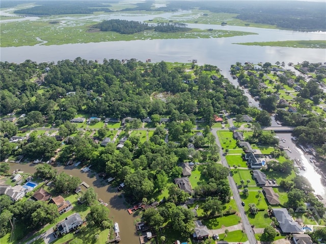 397 Hunt Dr, Savannah, GA 31406 - aerial perspective of suburban area featuring a nearby body of water