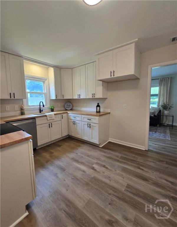 2044 E 60th St E, Savannah, GA 31404 - photo 13