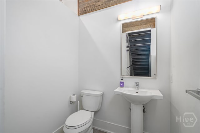 703 Tattnall St, Savannah, GA 31401 - photo 13