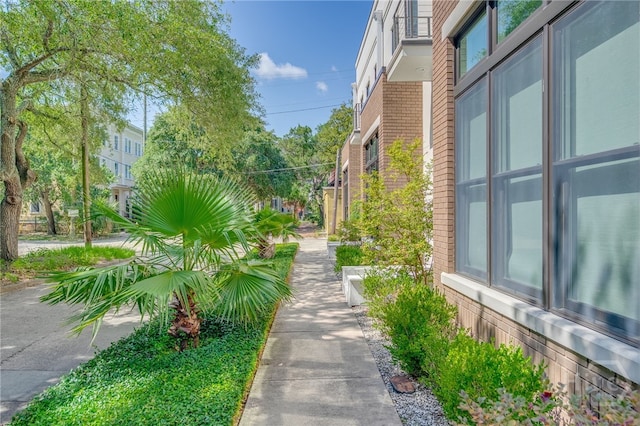 703 Tattnall St, Savannah, GA 31401 - photo 28