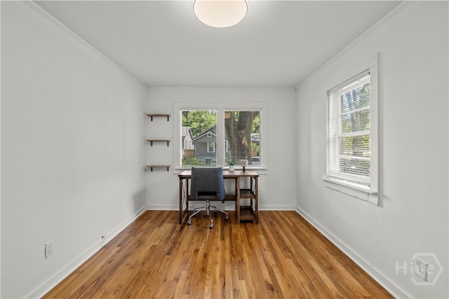 731 E 34th St, Savannah, GA 31401 - office space with light wood-type flooring and crown molding