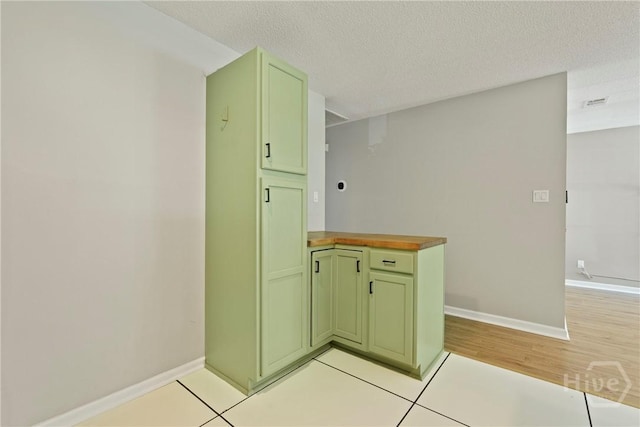 7305 Leghorn St, Savannah, GA 31406 - hall featuring light wood-style floors and a textured ceiling