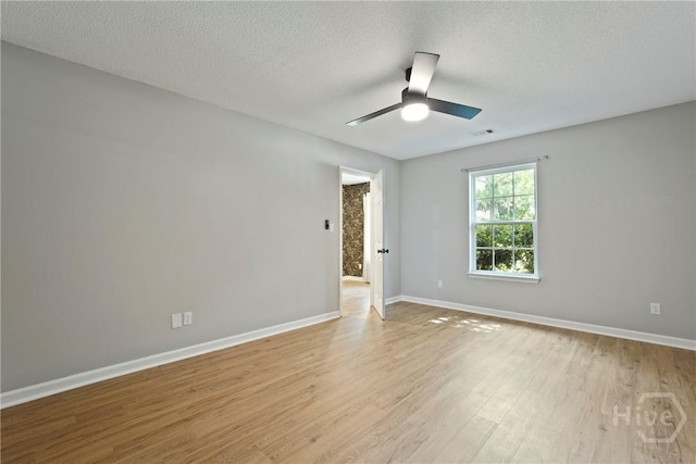7305 Leghorn St, Savannah, GA 31406 - spare room featuring light wood finished floors, a textured ceiling, and ceiling fan