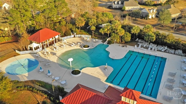 17 Hickory Grove Pt, Savannah, GA 31405 - aerial view of a pool