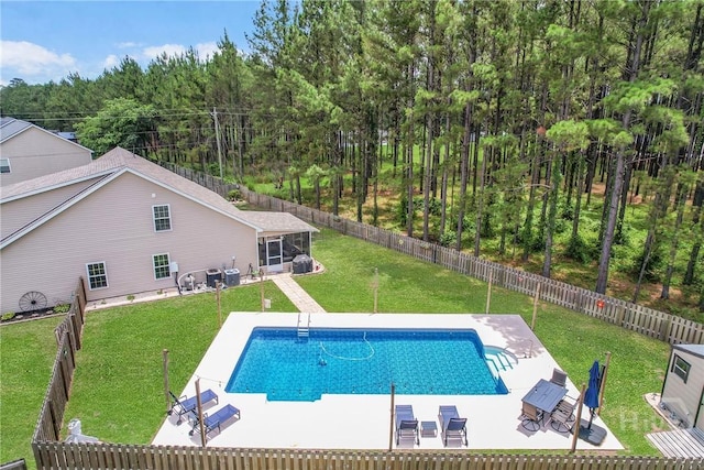 161 Laurel Ln, Guyton, GA 31312 - view of swimming pool featuring a patio area and a fenced backyard
